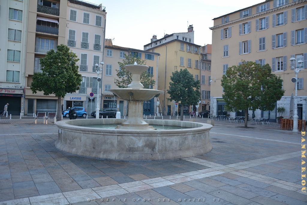2024 09 21 TOULON- AUTOUR DU PORT (2).JPG